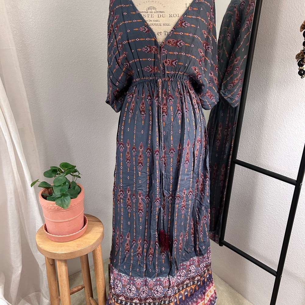 Elegant Bohemian Maxi Dress in Charcoal